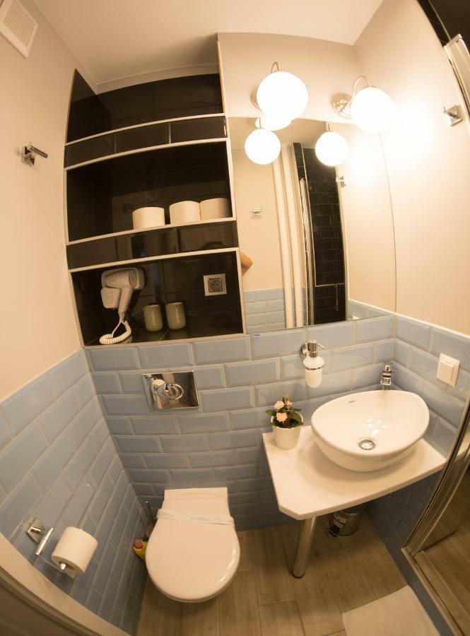 Apartament Hotel Grzybowska 9 วอร์ซอ ภายนอก รูปภาพ