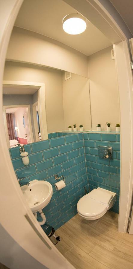 Apartament Hotel Grzybowska 9 วอร์ซอ ภายนอก รูปภาพ